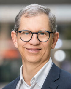 Dr. Christian Zeyer Geschäftsführer & Leiter Research bei swisscleantech